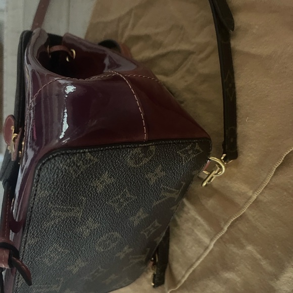 Louis Vuitton Hot Springs Vernis Patent Leather + Monogram Backpack Vieux Rose - Picture 14 of 14